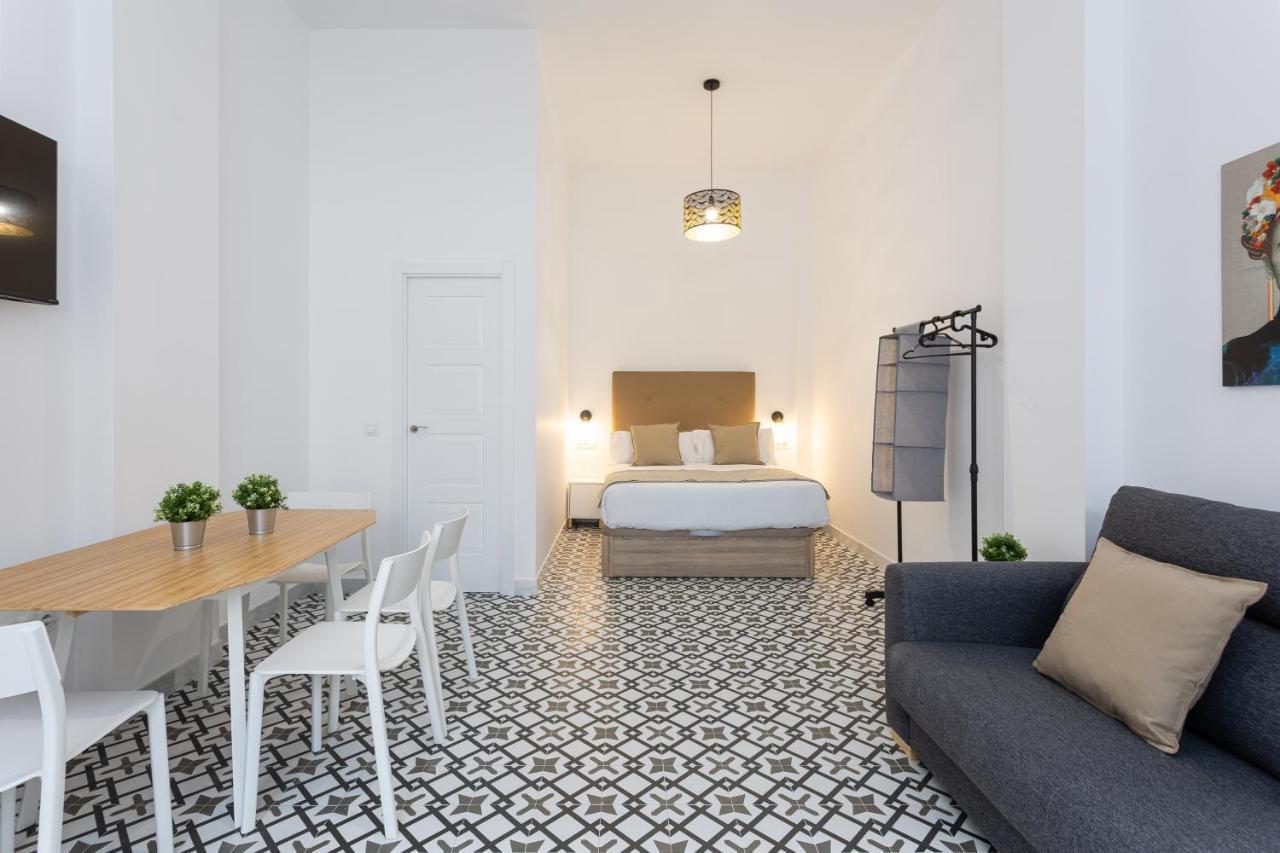 Holidays2Malaga Picasuss Loft New Built Close Huelin Beach And Promenade Eksteriør billede