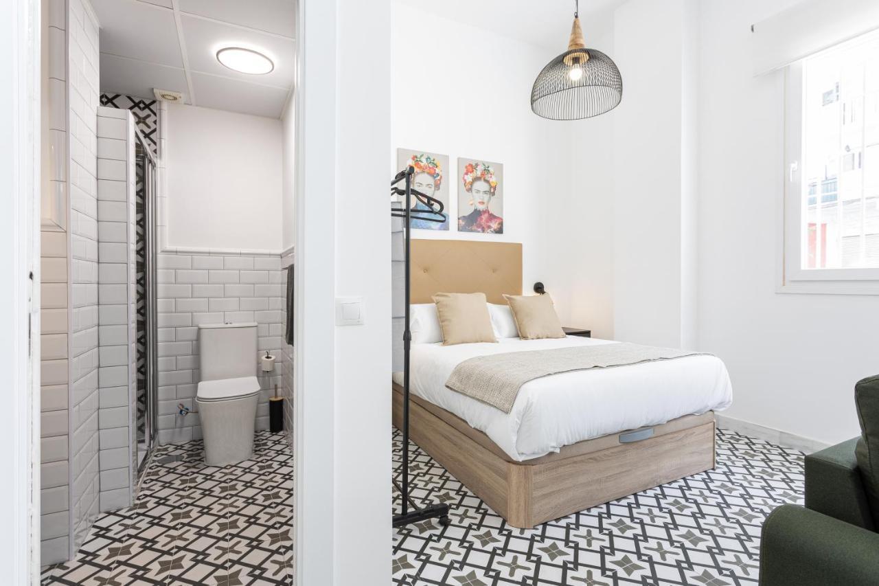 Holidays2Malaga Picasuss Loft New Built Close Huelin Beach And Promenade Eksteriør billede