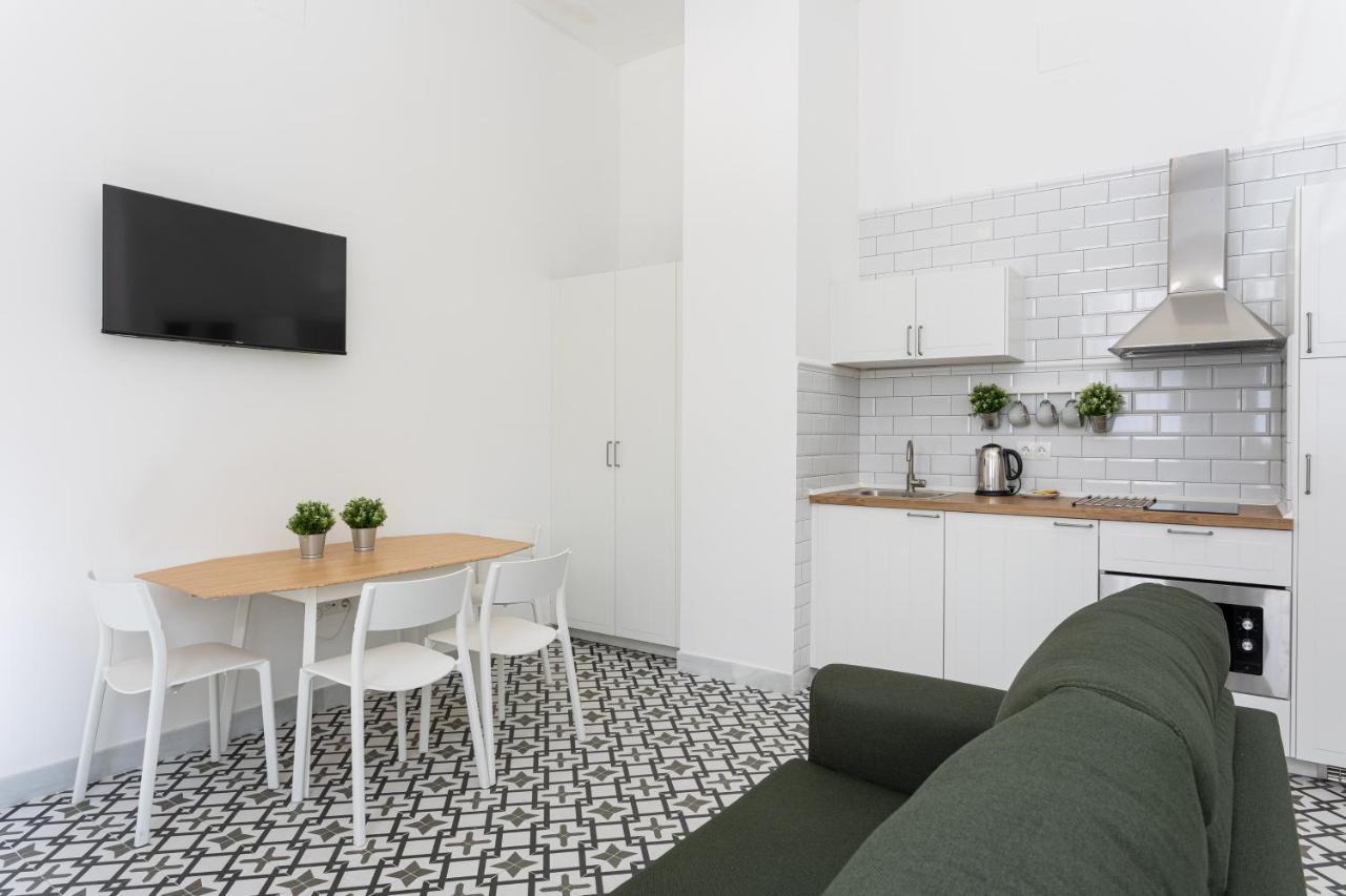 Holidays2Malaga Picasuss Loft New Built Close Huelin Beach And Promenade Eksteriør billede