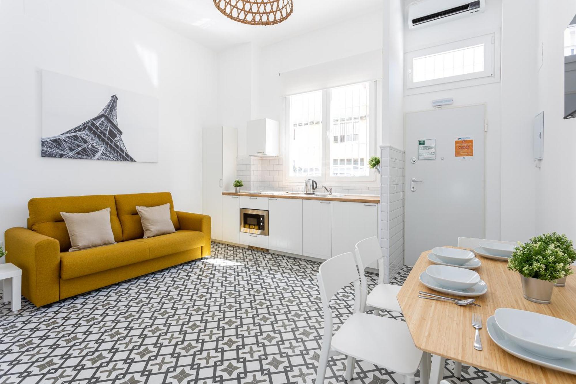Holidays2Malaga Picasuss Loft New Built Close Huelin Beach And Promenade Eksteriør billede
