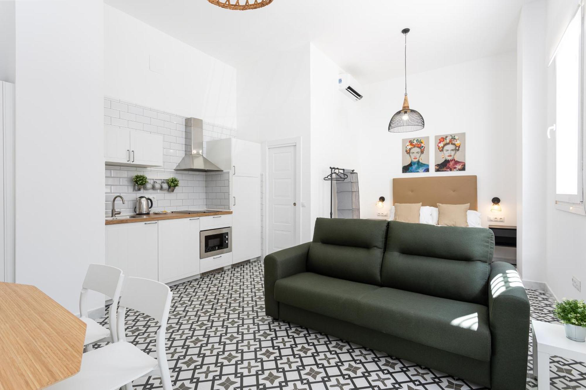Holidays2Malaga Picasuss Loft New Built Close Huelin Beach And Promenade Eksteriør billede